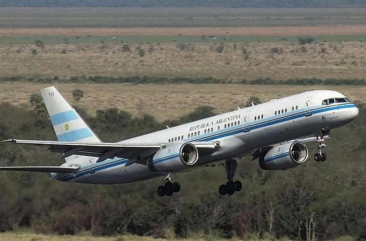 El Gobierno entregará el Tango 01 para adquirir un nuevo avión presidencial