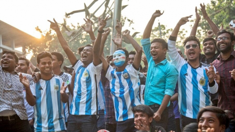 Bangladesh festejó el triunfo de la Scaloneta