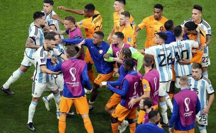 FIFA abrió un expediente contra AFA por los incidentes en Argentina-Países Bajos
