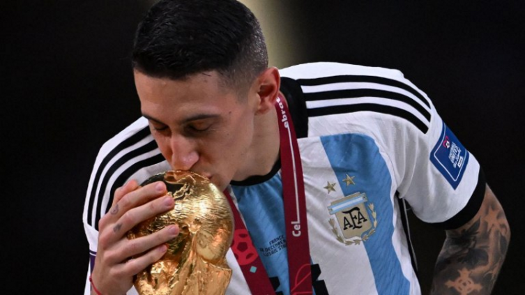 Di María se tatuó la Copa del Mundo