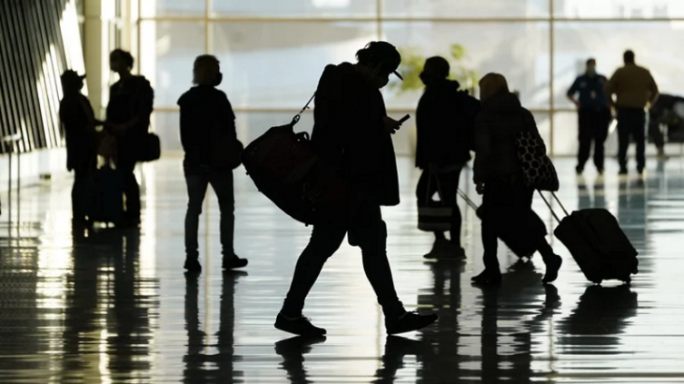 Otra vez suben los pasajes aéreos