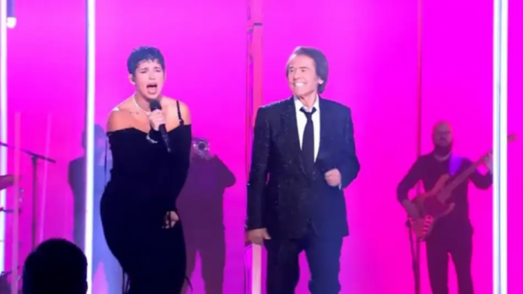 Nathy Peluso y Raphael recibieron Navidad en la TV española