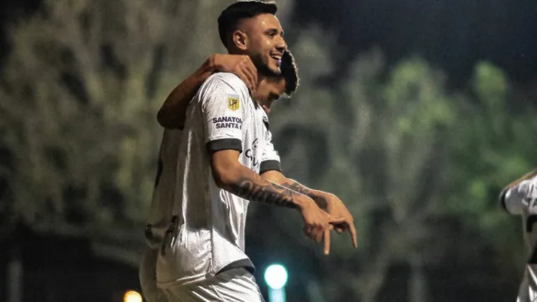 Colón y Quilmes cerraron el préstamo de Tomás Sandoval
