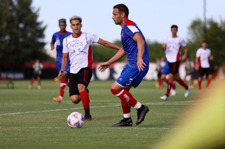 Unión consiguió un valioso empate en el amistoso ante Newell's en Rosario