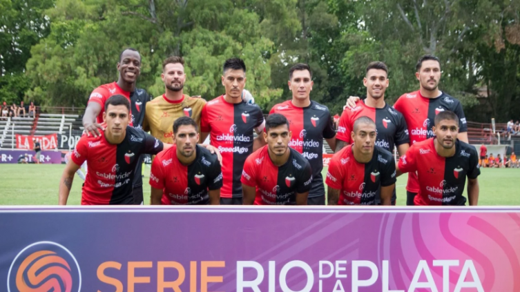 Amistoso internacional Serie Río de La Plata: Colón derrotó por penales a River de Montevideo 