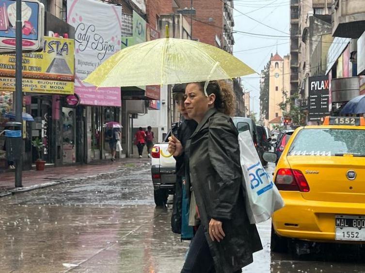 Alerta por tormentas y posible caída de granizo en nueve provincias