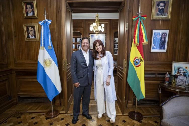 Cristina Kirchner recibió a los presidentes de Colombia y Bolivia en el Senado