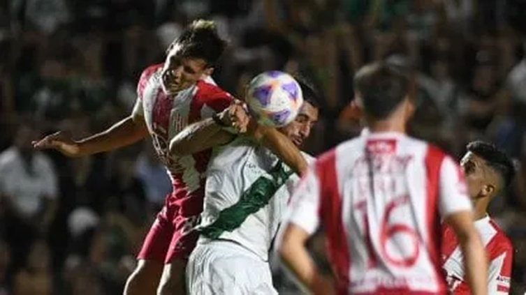 Unión mereció más, pero se trae un empate sin goles de Banfield