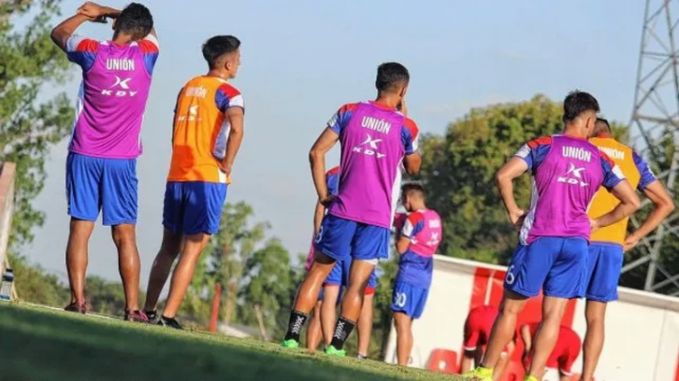 Munúa, obligado a hacer cambios en Unión