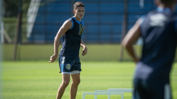 Facundo Agüero ya entrenó con Russo