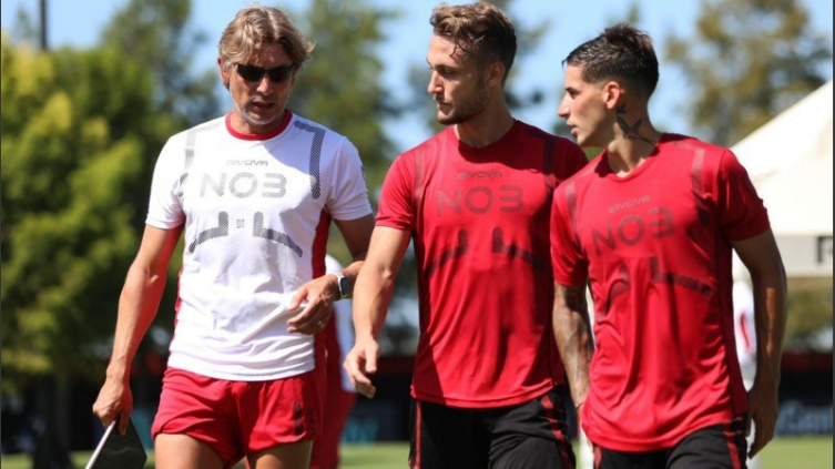 Newell’s presentó a Martino y Menéndez