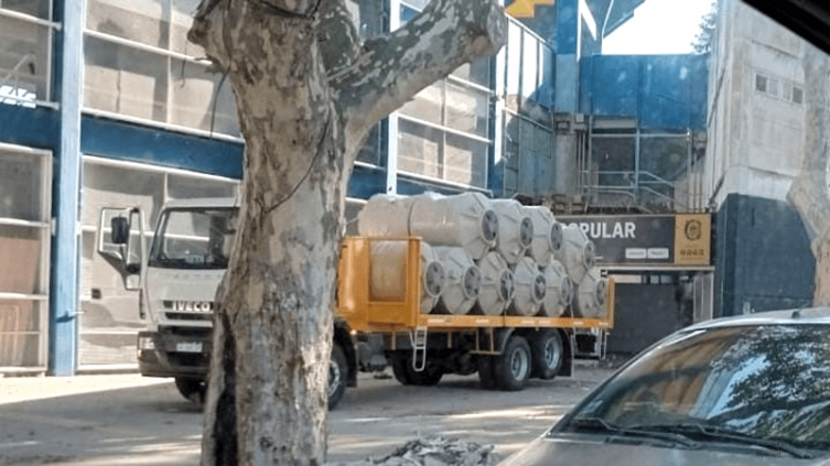 Tras la falta de agua en el Gigante, se compró 20 tanques y 10 bombas centrífugas