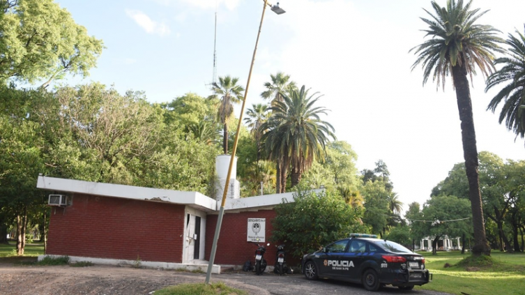 La municipalidad pide mejoras en el destacamento policial 