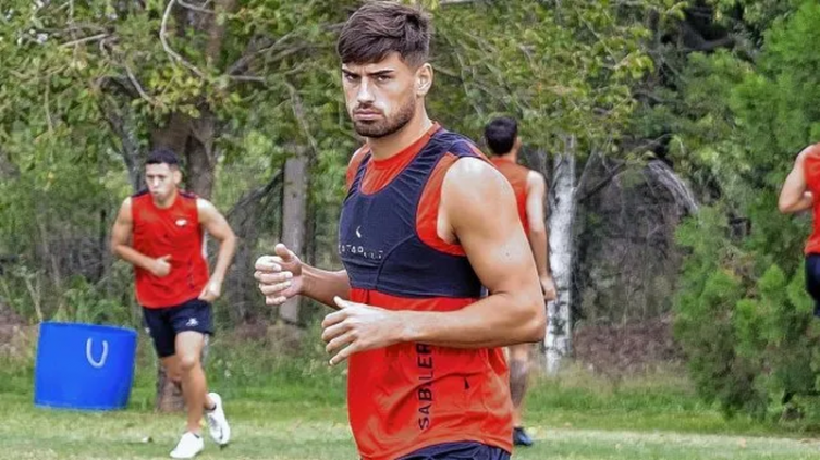 Pipo va con un equipo con tres cambios y sin Wanchope