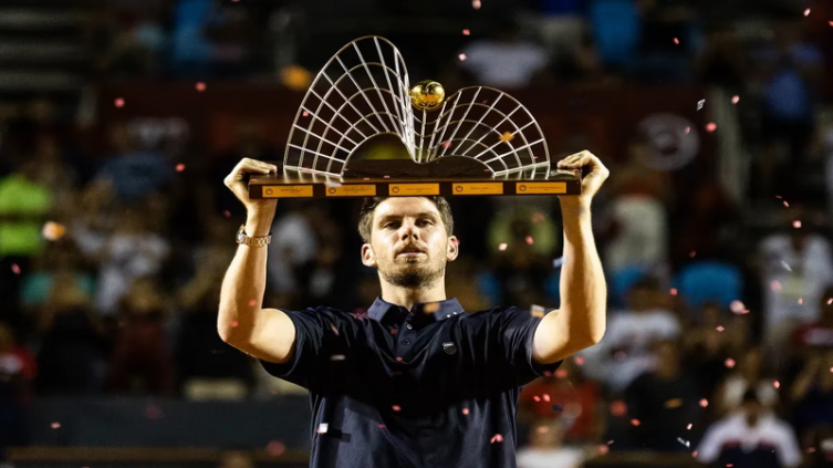 Carlos Alcaraz terminó su invicto en Río ante Cameron Norrie