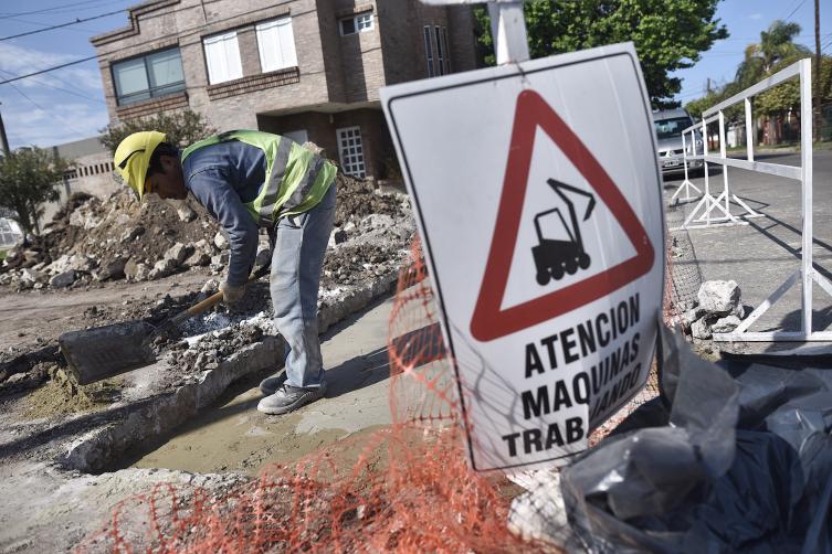 Trabajos de fumigación y bacheo para este viernes