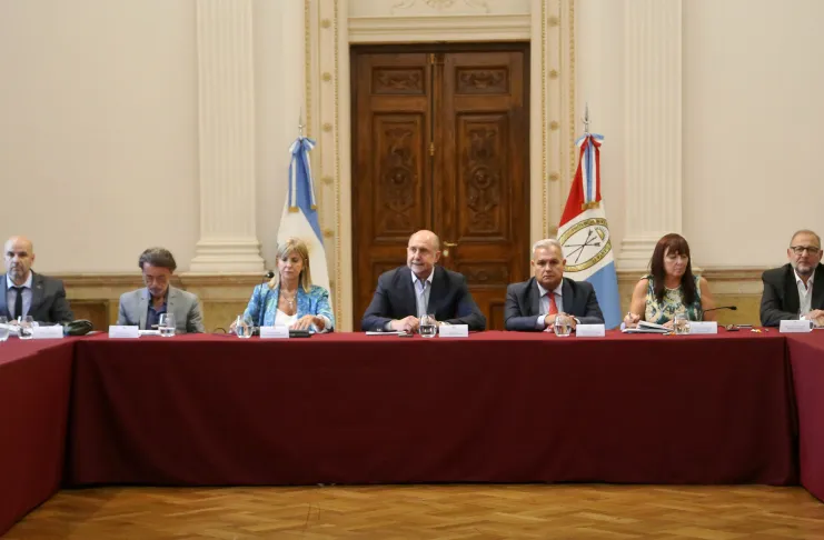 Perotti encabezó la reunión de la Junta Provincial de Seguridad