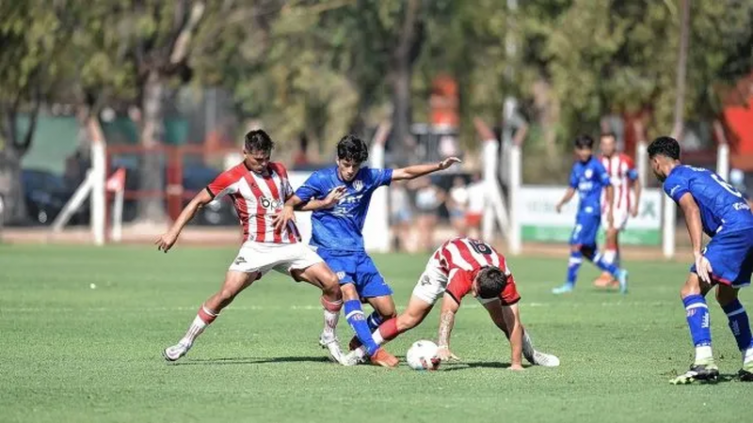 Unión fue goleado en Reserva por el Pincha