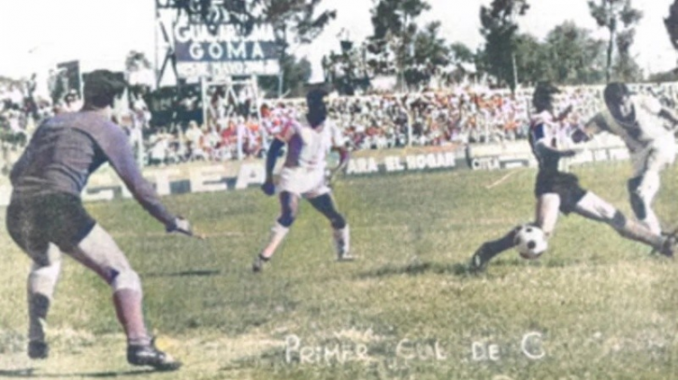 57 años del primer partido oficial de fútbol de primera en Santa Fe