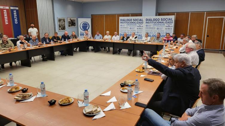 El gobierno convocó al Consejo del Salario