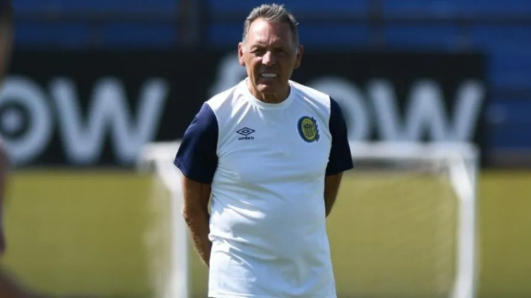 Russo hará cambios para visitar a Huracán