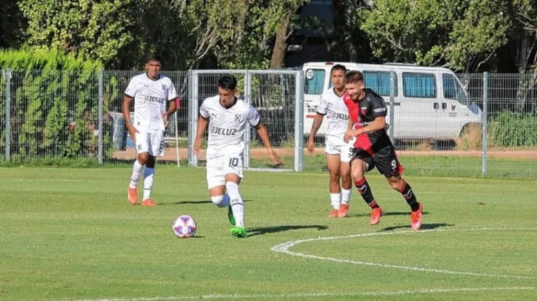 Colón perdió ante Independiente en Reserva