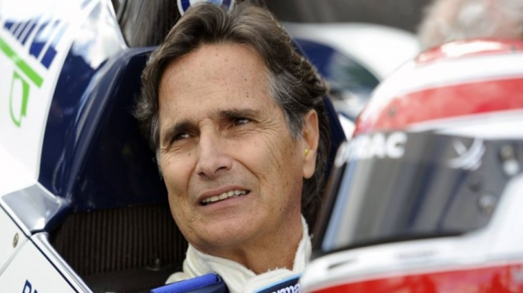Nelson Piquet multado por insultos racistas contra Hamilton
