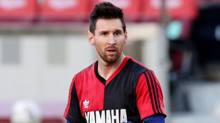 El presidente de Newell’s habló de la posibilidad de Messi al fútbol argentino