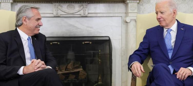 Alberto Fernández le pidió a Biden mantener el respaldo del FMI