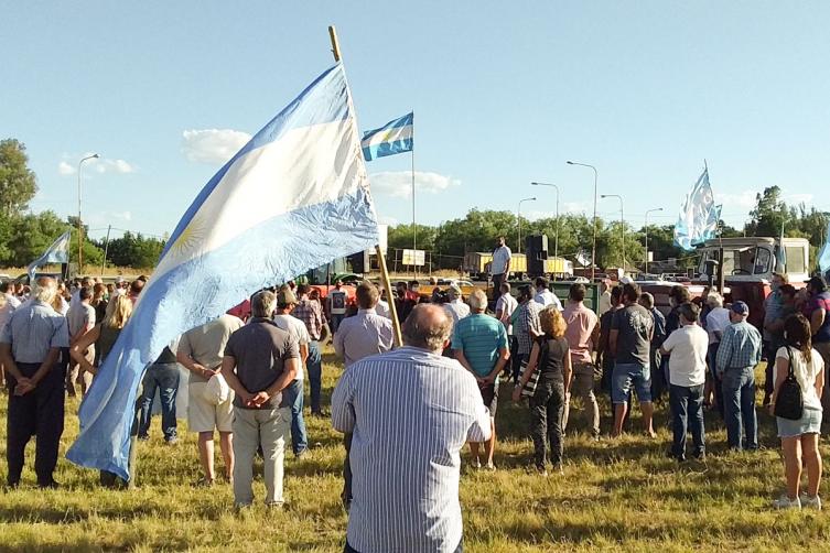 Fuerte crítica de CRA a Rossi por vincular la violencia política al conflicto por la 125