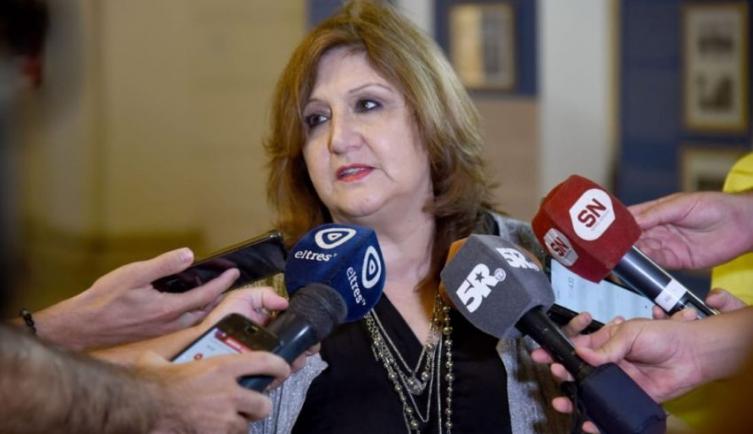 Adriana Cantero renunció como ministra de Educación 