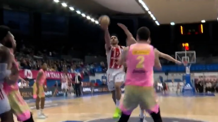 El show de Campazzo en el triunfo de Estrella Roja