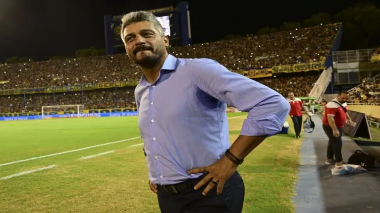 Munúa dejó de ser el DT de Unión