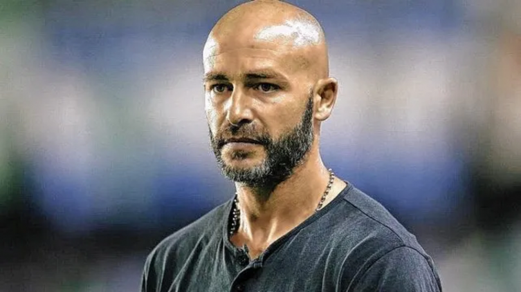 Méndez está en Santa Fe para asumir el cargo de DT de Unión