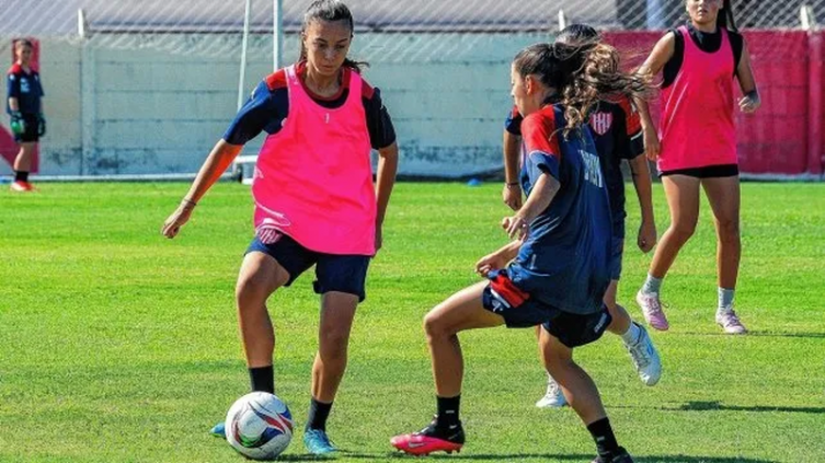 Las convocadas de Unión para el debut en el 15 de Abril