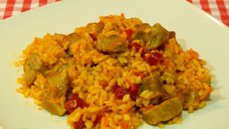Guisito de arroz con jamón de cerdo