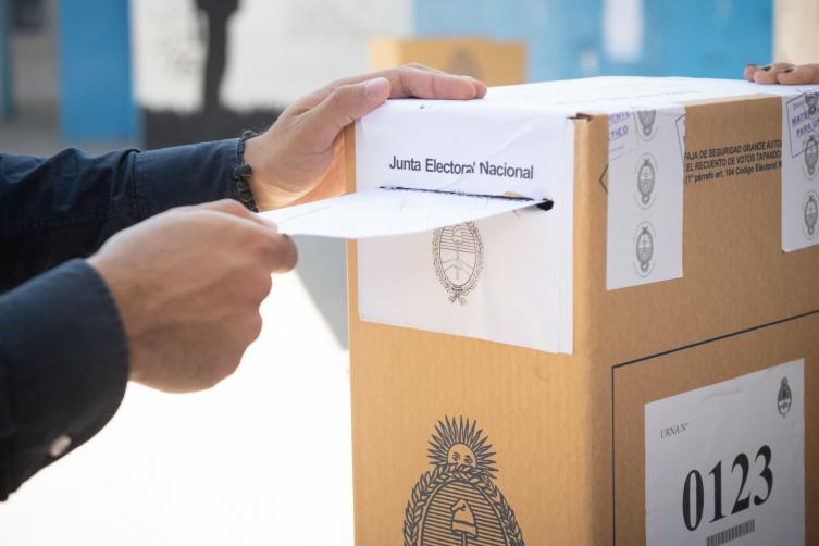 El gobierno oficializó la convocatoria a las elecciones 2023