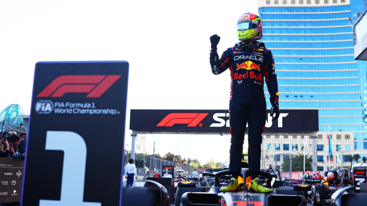 Checo Pérez se quedó con el Gran Premio de Azerbaiyán de Fórmula 1 