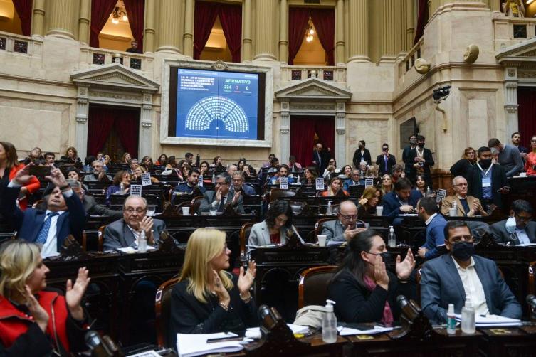 Diputados trataría en comisiones el proyecto de reducción de la jornada laboral