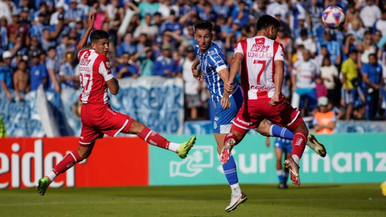 Unión no pudo romper la mala racha, empató sin goles ante el Tomba