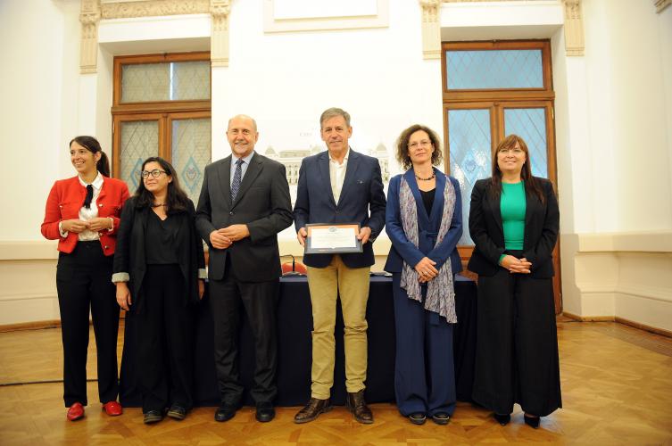 La Municipalidad recibió una distinción por su compromiso con la Niñez y la Adolescencia