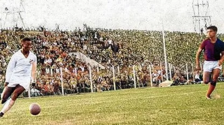 El Cementerio de los Elefantes: el día que Colón venció al Santos de Pelé