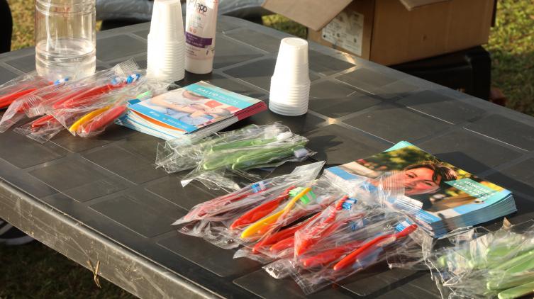 La provincia realizó una jornada para promover la salud bucal en “El Alero” 