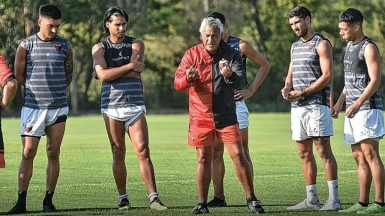 Gorosito haría cambios ante Barracas Central