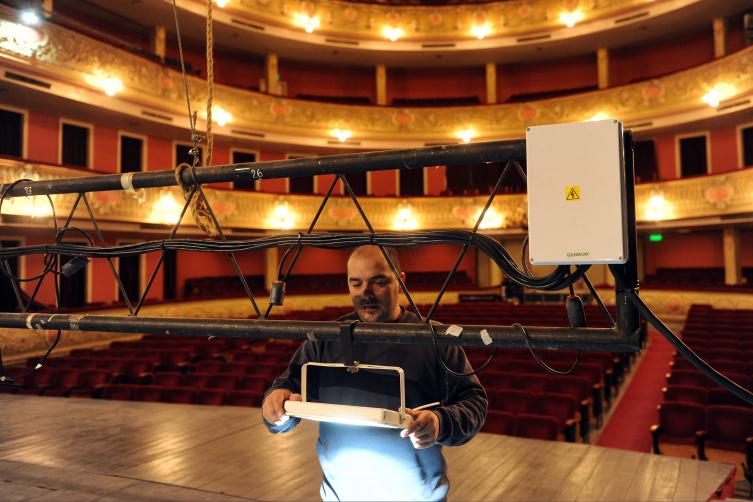 La Municipalidad renovó el sistema eléctrico del Teatro Municipal 1º de Mayo