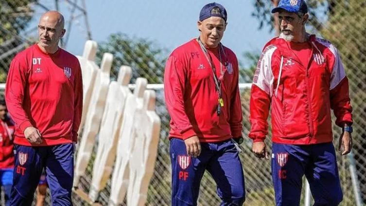 Méndez, deberá hacer cambios para visitar a Newell ´s