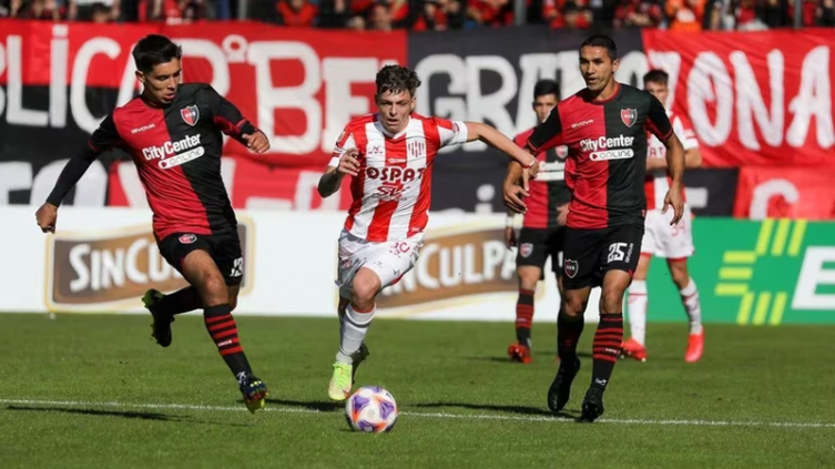 Unión rescató un valioso punto en el Coloso en la reanudación de la fecha 20 de la LPF