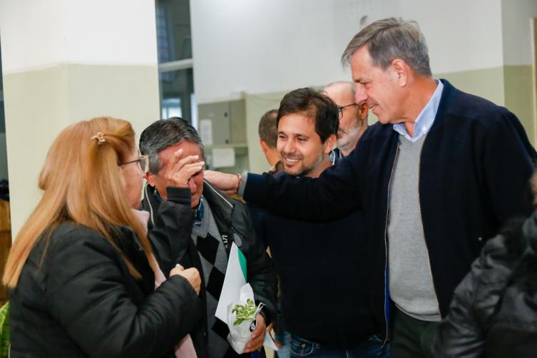 Desde hoy 130 nuevas familias santafesinas cuentan con las escrituras de sus viviendas