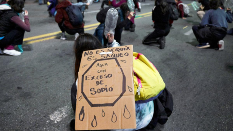 Agua potable: A Uruguay sólo le quedan reservas para tres semanas