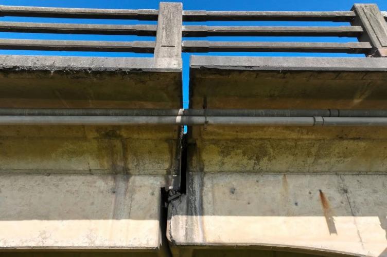 Vialidad Nacional espera por estudios para evaluar la grieta que se produjo en el Carretero